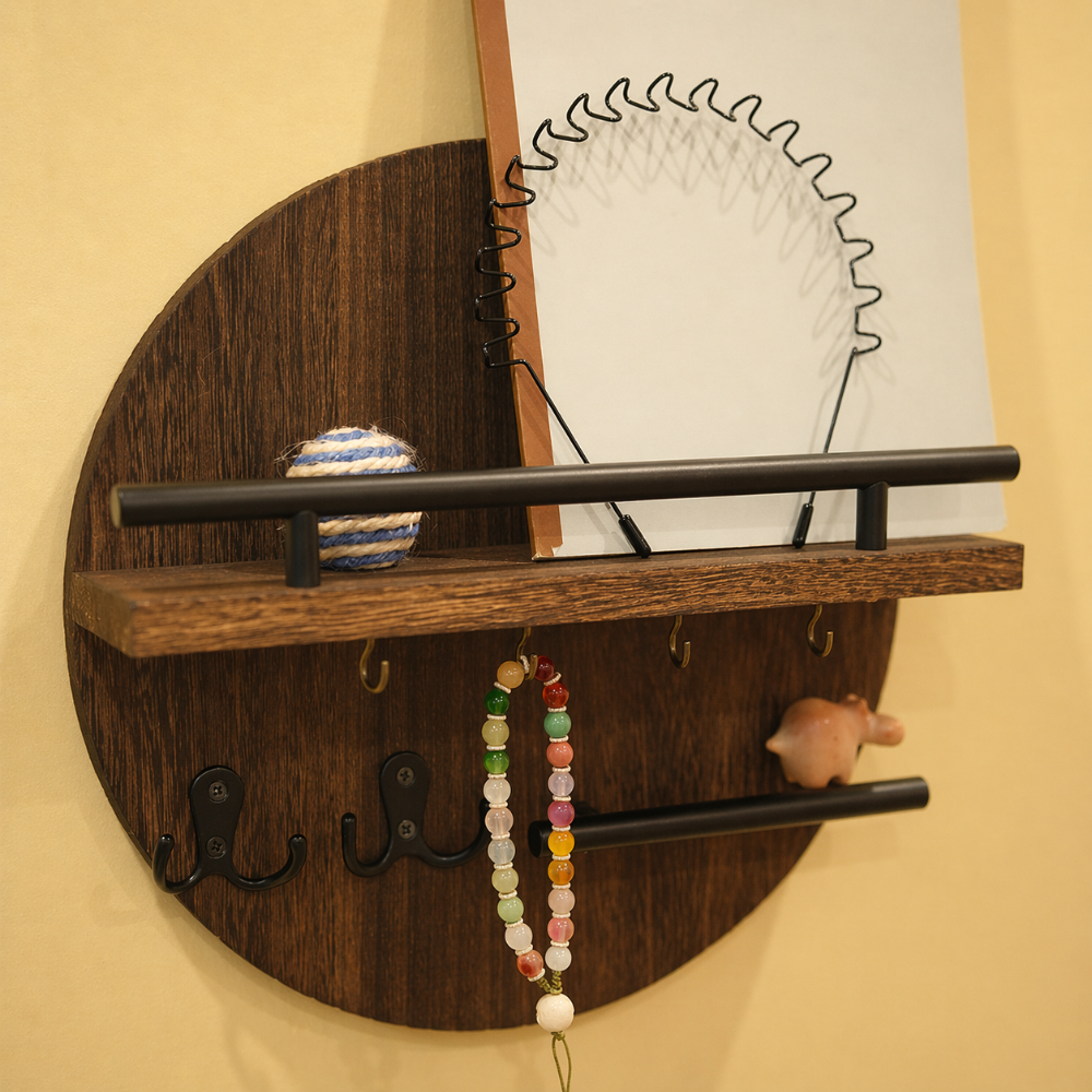 Round Wooden Key Holder